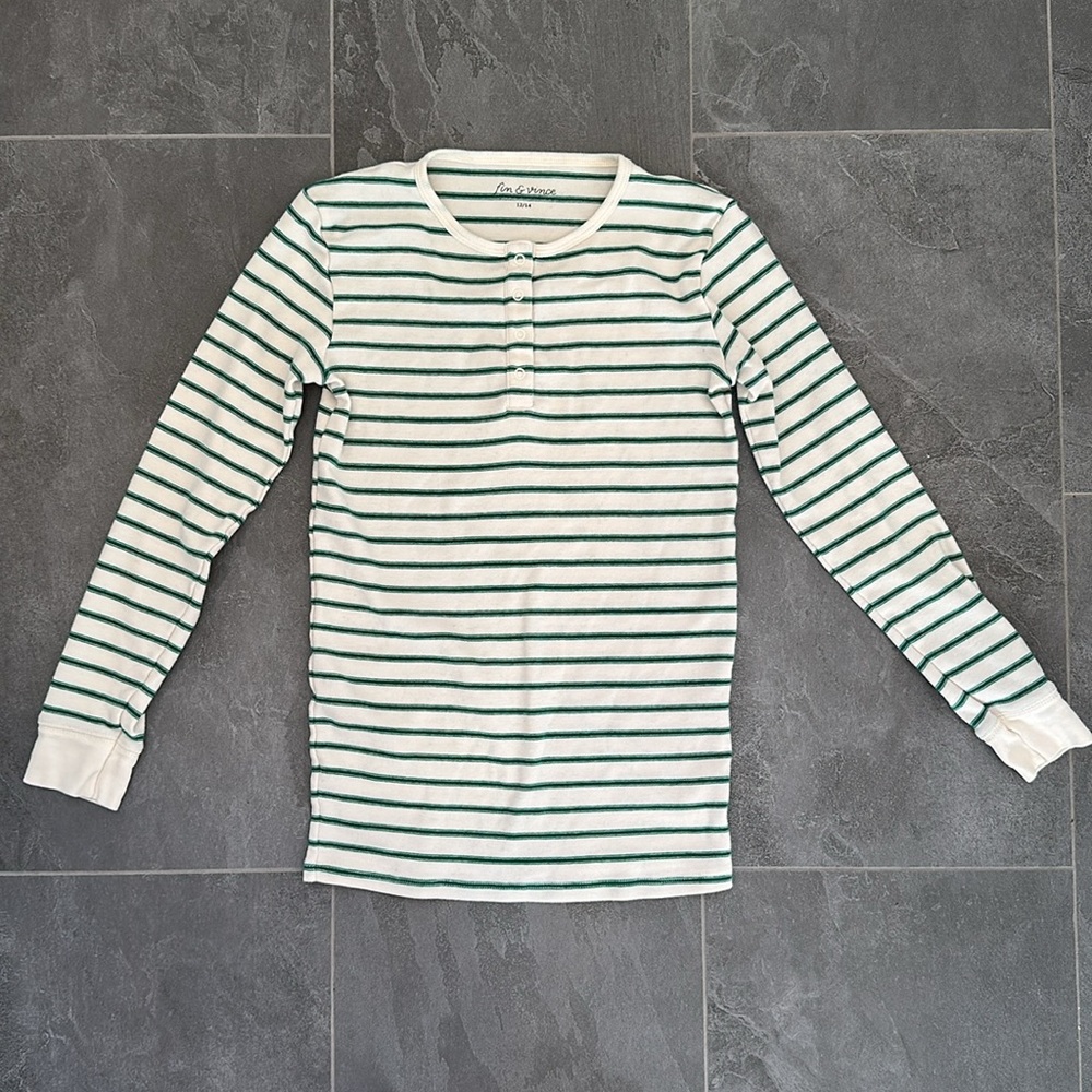 Fin & Vince Ribbed Snap Top - Picture 2 of 8